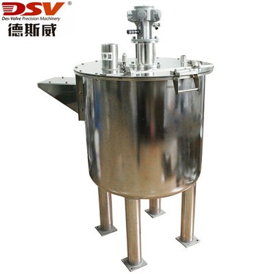 Maišymo baką su maišytuvu